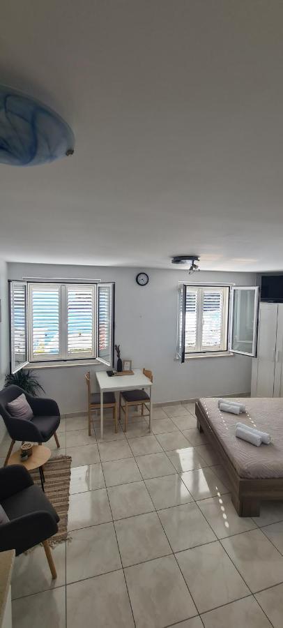 Apartments Matea Studio Apartment Štikovica Kültér fotó